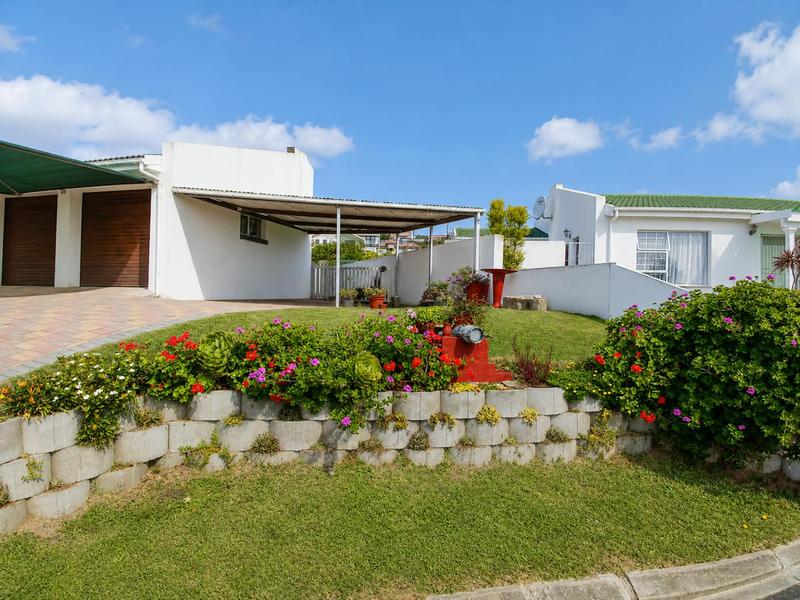 3 Bedroom Property for Sale in Fraaiuitsig Western Cape